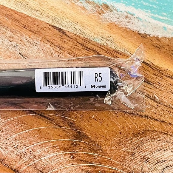MORPHE R5 Pro Pointed Contour Face Brush *TWO LEFT IN STOCK* - Picture 5 of 5
